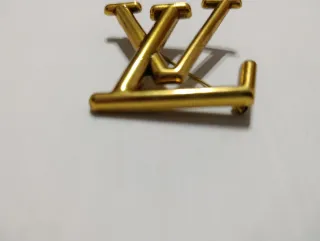 Broche Louis Vuitton Dorado