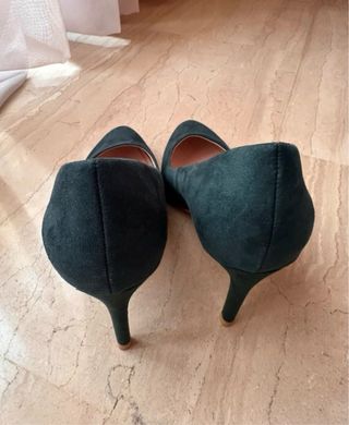 Zapatos de tacón negros Zara