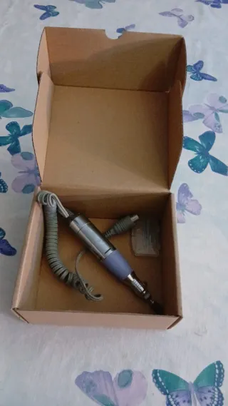 Máquina de manicura eléctrica