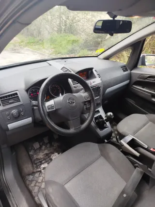 Opel Zafira 2008