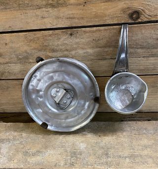 Conjunto cazo y tartera pastor antiguos