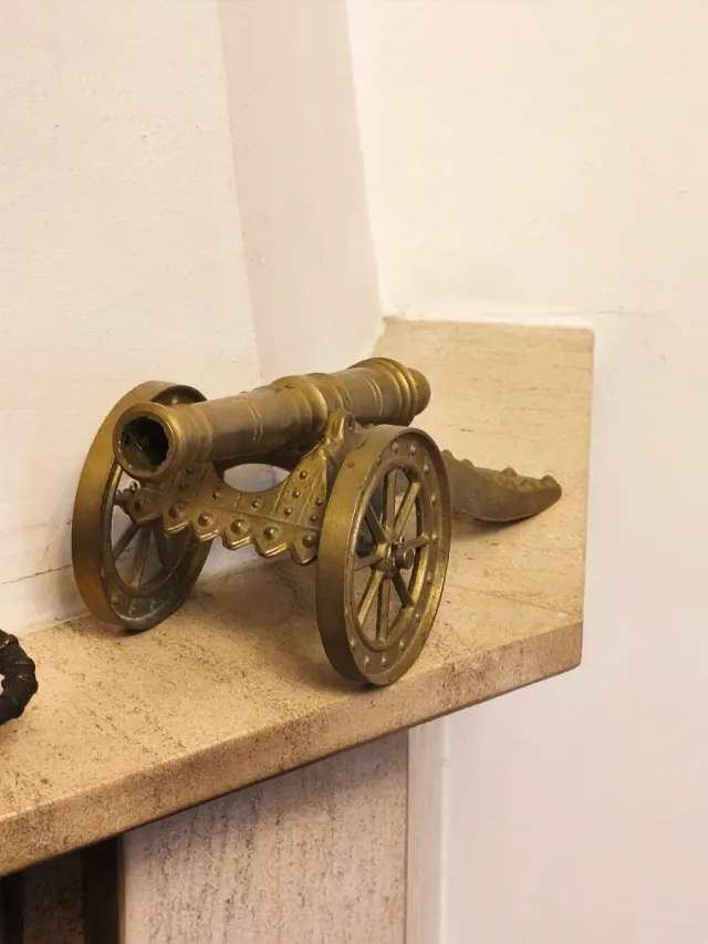 Cañón Bronce Antiguo grande 27x11 ctms.