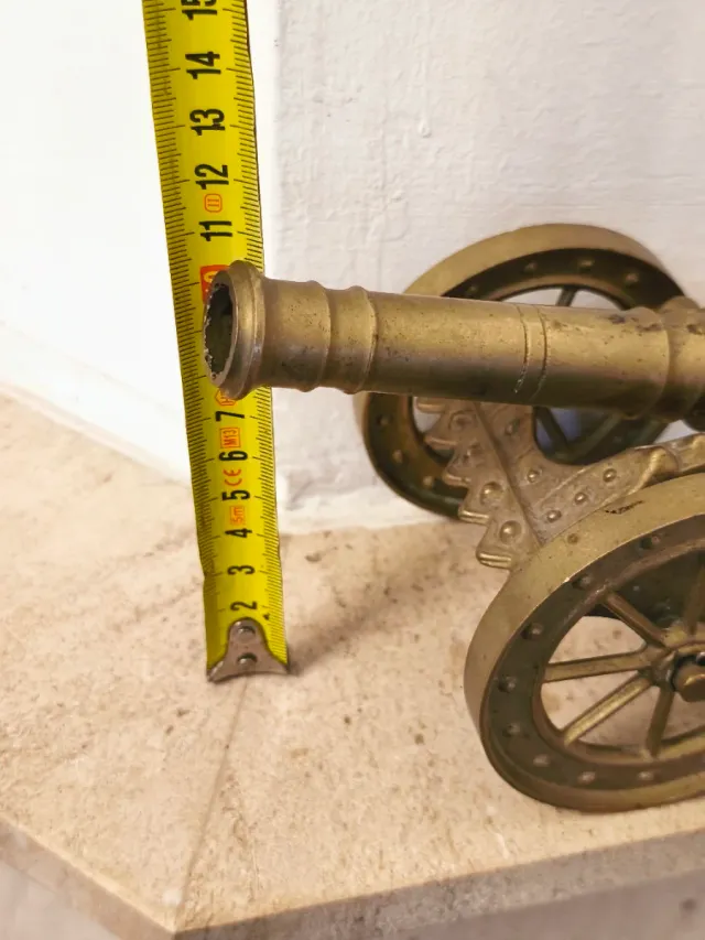Cañón Bronce Antiguo grande 27x11 ctms.