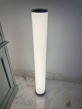 Lámpara de pie moderna