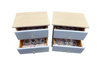 Mesas de noche estilo costero