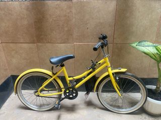 Bicicleta Amarilla Decathlon