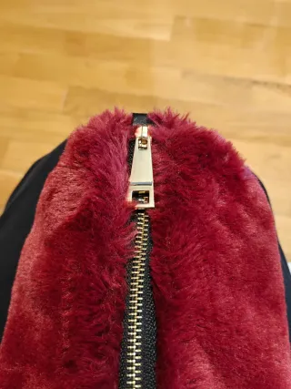 Bolso pelo Kling granate/burdeos vintage cadena