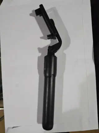 Trípode selfie con mando Bluetooth