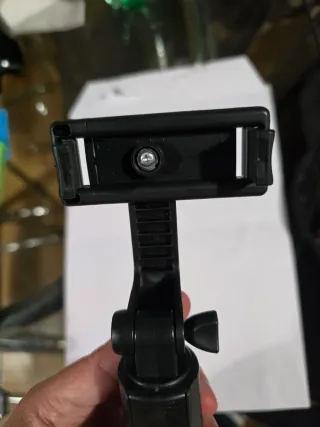 Trípode selfie con mando Bluetooth