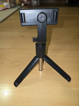 Trípode selfie con mando Bluetooth