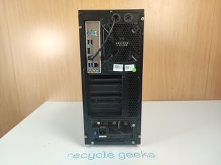 PC Gamer i7-6700 8GB RAM 240GB SSD Win11