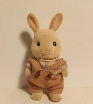 Sylvanian Families Erizo, Conejo y ardillita