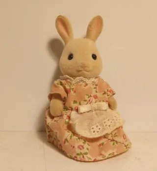 Sylvanian Families Erizo, Conejo y ardillita