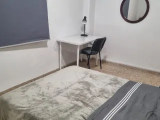 Se alquila habitación individual