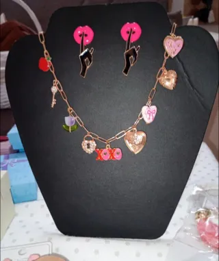 Set Collana e Orecchini Cuori e Baci