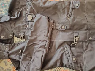 Chaqueta de nieve Burton negra