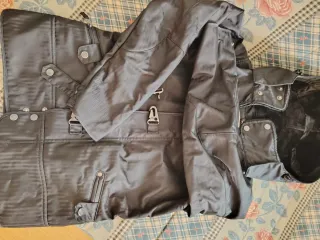 Chaqueta de nieve Burton negra