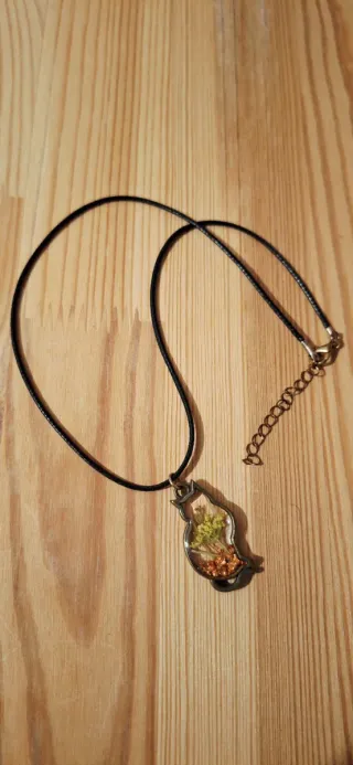 Collar gatito con flores secas