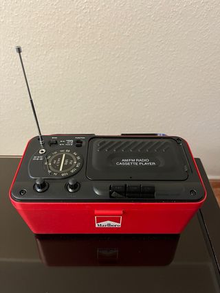 Radio Cassette edicion Marlboro