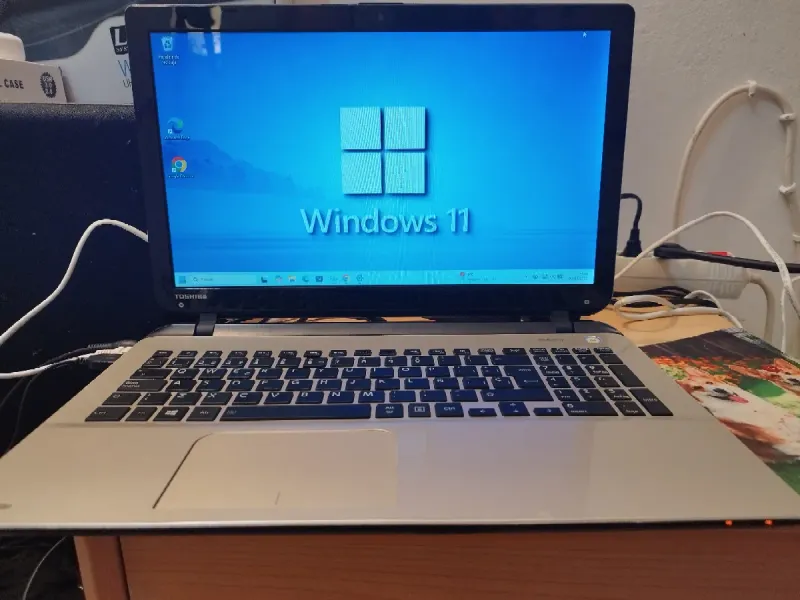 Toshiba Intel Core i7 16GB RAM afbeelding 2