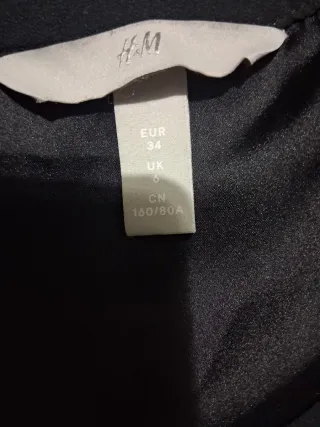 Vestido negro camisero con lazo