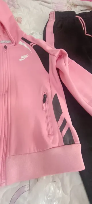 Chándal Nike Talla 11-12 Rosa y Negro