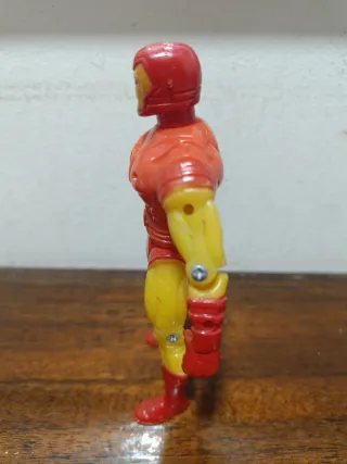 Figura Iron Man Marvel Toy Biz 90s