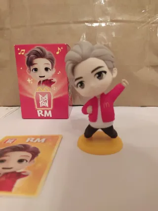TinyTAN RM McDonald's Figura y Tarjeta