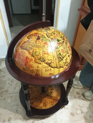 Mini bar globo terráqueo vintage