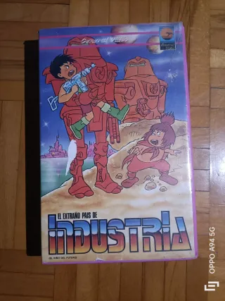 Película VHS El Extraño País de Industria