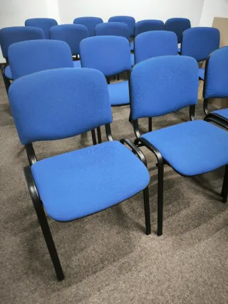 Sillas sala de conferencias varios colores