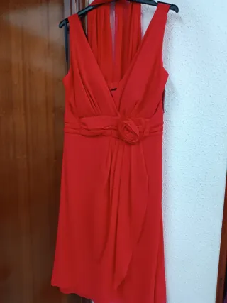 Vestido fiesta corto rojo talla 44