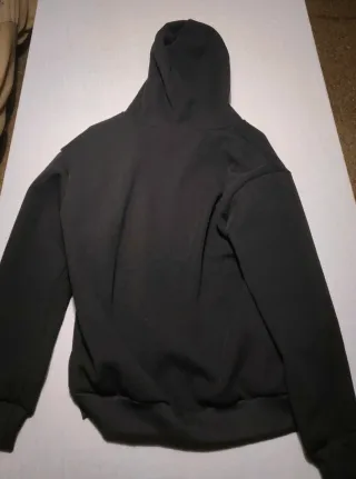 Sudadera negra con capucha Talla XS