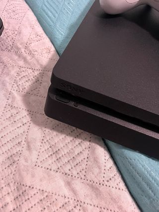 PS4 (PlayStation 4) Nera con Controller