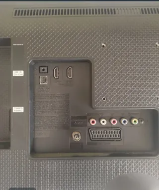 Televisor Samsung 22 + Soporte TV + Chromecast