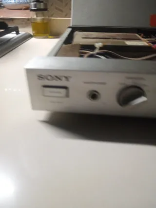Amplificador Sony Plata