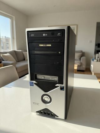 PC Fisso TEKK Nero/Argento