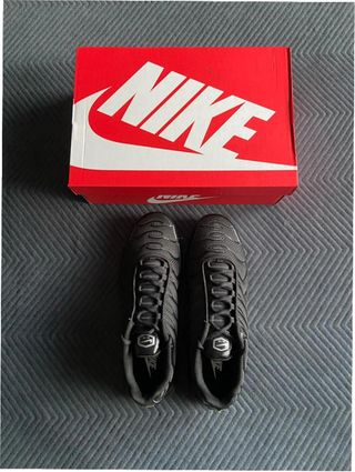 Nike TN Air Max Plus Talla 45 Negras