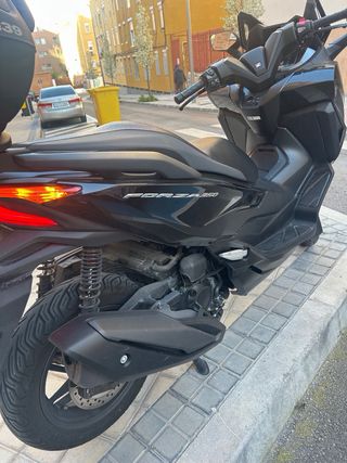 Honda Forza 350 2025