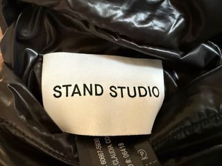 Cappotto Stand Studio Rosa