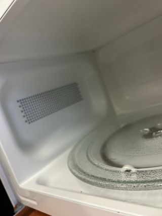 Microondas Orbegozo 20 Litros Blanco