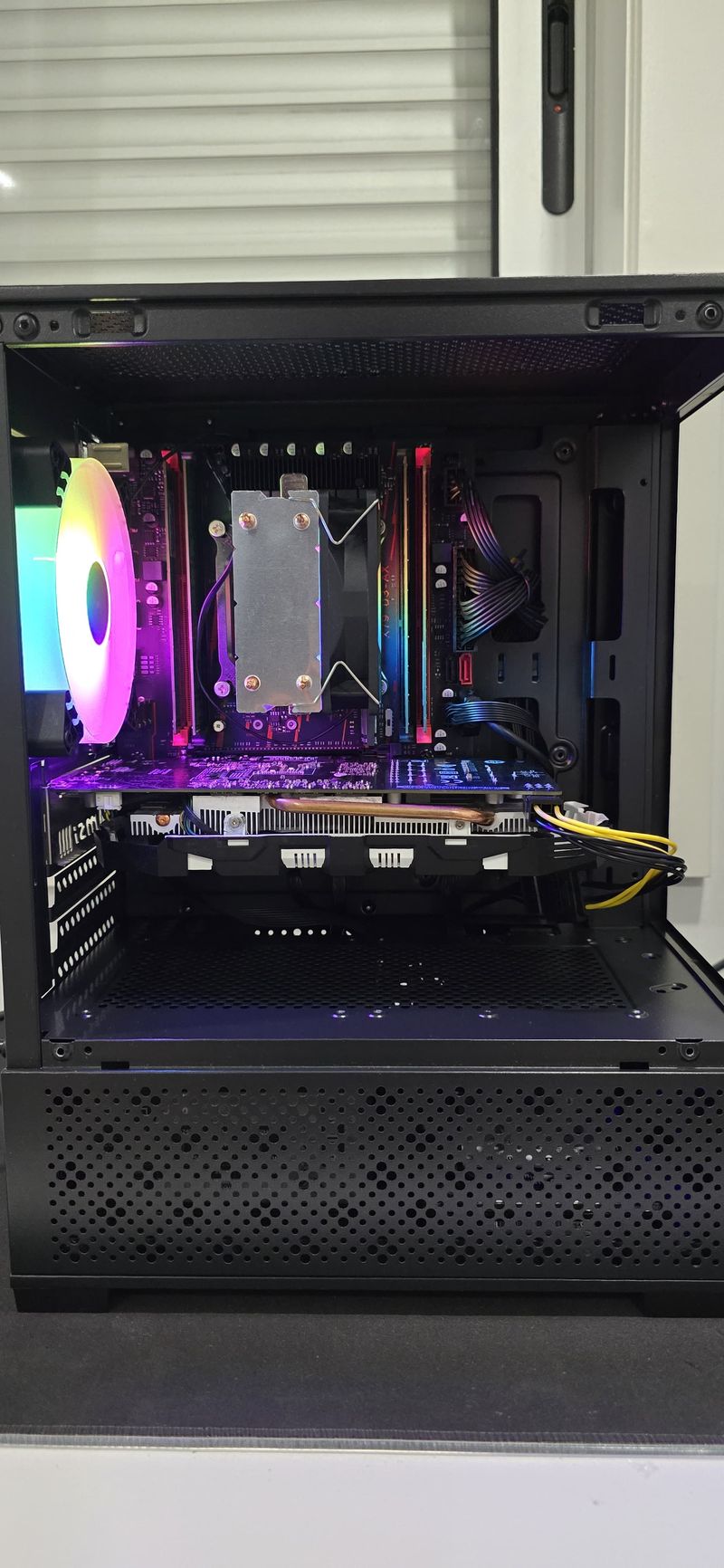 PC Gaming 8 Núcleos SSD GTX1060 RGB afbeelding 2
