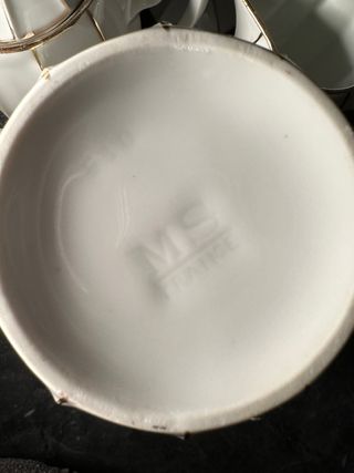 Set de té porcelana blanco y oro estilo art deco