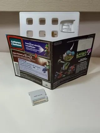 Luigi's Mansion 2 Nintendo 3DS Cartucho y Manual