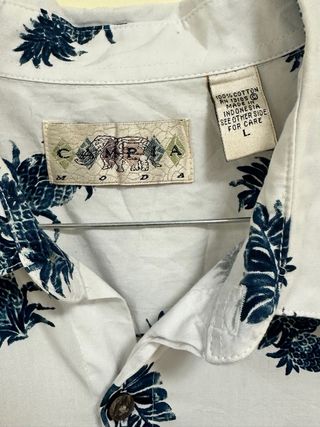 Camisa Hawaiana Piñas Manga Corta