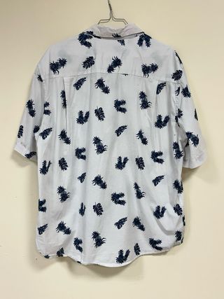 Camisa Hawaiana Piñas Manga Corta