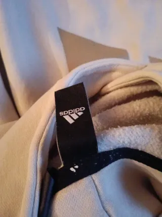 Sudadera Adidas Beige y Blanca