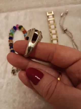 Conjunto de Joyas: Pulsera, Anillos y Collar