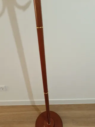 Perchero de madera cerezo