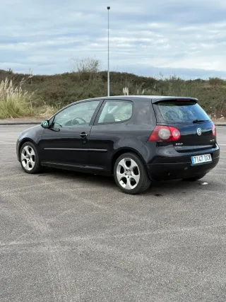 Volkswagen Golf 2005
